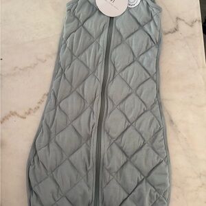 Quilted Sleeveless Dreamland Baby Sleepsack in Light Blue